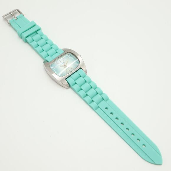 Diesel Ice Blue Silver Tone Tonneau 37mm Watch DZ2038 Silicone Strap New Battery - Picture 13 of 15